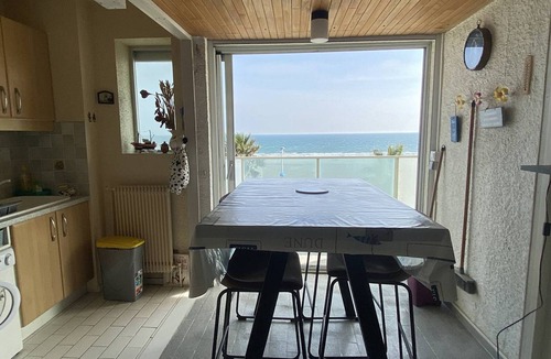 La Jetee Apartment | Spacious 3-room sea view, pets allowed