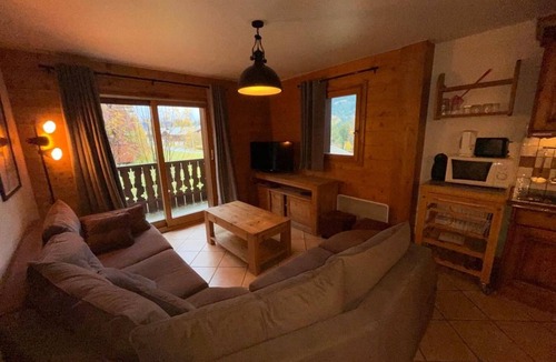 Les Carroz-d'Araches Apartment | Spacious apartment with parking - 8 guests