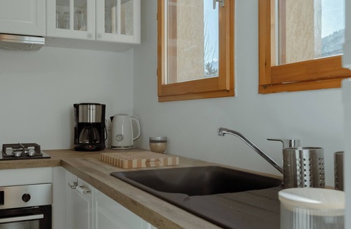 Saint-Chaffrey Ski Chalet | Spacious Apartment for 8 People Altaï Serre Chevalier Chantemerle