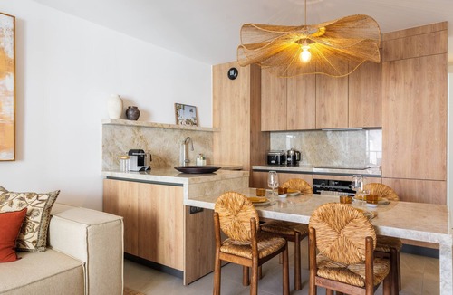 Riquier Apartment | Spacious apartment with terrace and parking