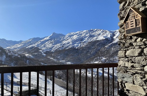 Les Belleville Ski Chalet | Spacious Authentic Chalet in the 3 Valleys