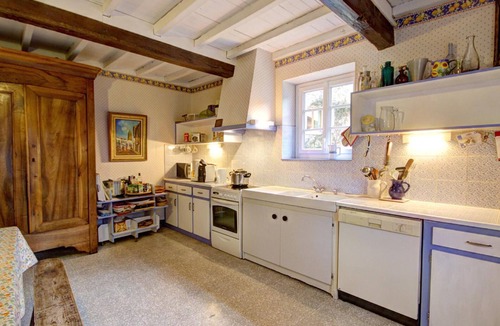 Saint-Alban-les-Eaux Cottage | Spacious cottage with peaceful garden and children's play area