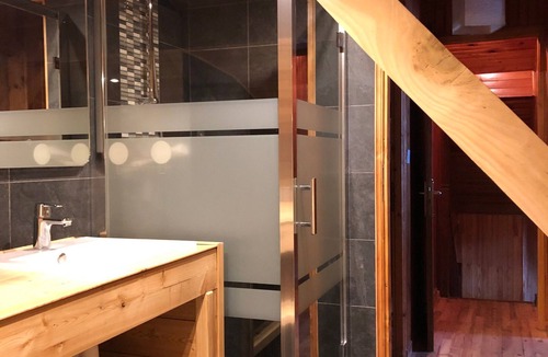 Le Praz de Lys Ski Chalet | Spacious chalet for 14, 300 sqm, Wi-Fi