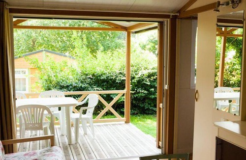 Benodet Ski Chalet | Spacious Chalet with Terrace in Bénodet, 3 Bedrooms, 6 Pers.