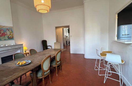 Prefecture Apartment | Spacious Charming Apartment in Marseille - Perfect for Families and Groups