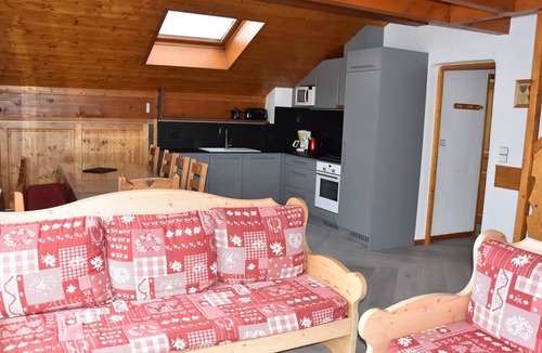 Champagny-en-Vanoise Apartment | Spacious duplex with garage near Champagny center
