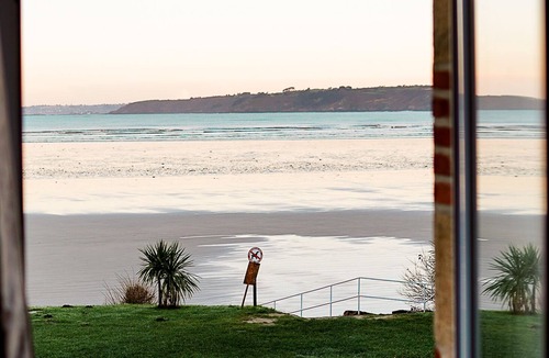Plestin-les-Greves House | Spacious house, 2 living rooms and hammam on beach with sea view of all rooms