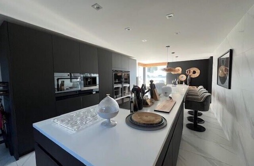 Sene House | Spacious house in Séné for an ideal stay
