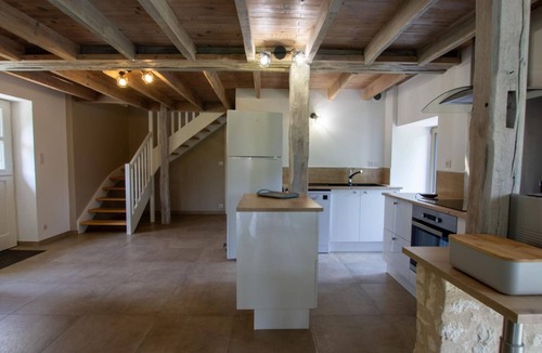 Agonac Cottage | Spacious house with pool and private pond, near Brantôme