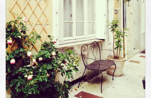 Monflanquin House | Spacious, light & airy, Romantic village home set off Monflanquin Village Square