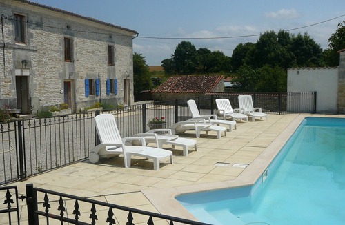 Antezant-la-Chapelle House | Spacious lovingly restored farmers cottage with pool, convenient location