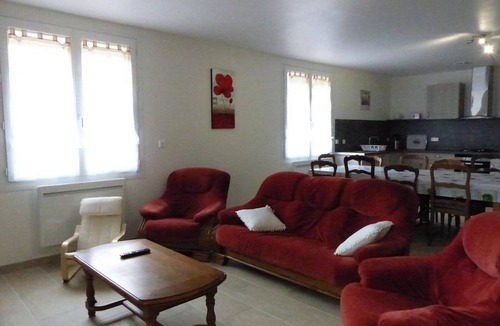 Valigny Cottage | Spacious renovated house, green surroundings