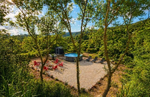 Taurize Cottage | spacious village house with terrace & pool
