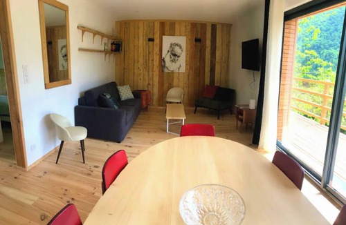 Eaux-Bonnes Ski Chalet | Splendid chalet with breathtaking mountain views Pets welcome!