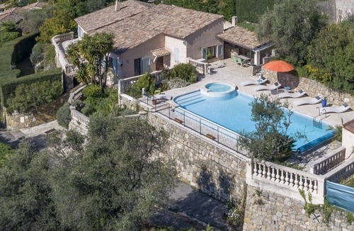 Grasse Villa | Splendid Sea & Surrounding View! ☀ Quiet ♥ Private Heated Pool ★ Aircon