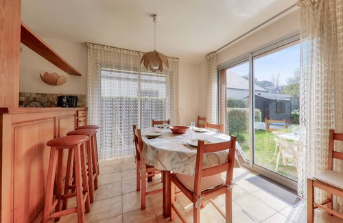 Saint-Pierre-Quiberon Ski Chalet | St Pierre de Quiberon - 6 Guests House