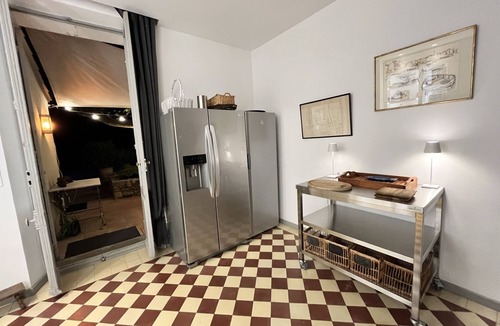Saint-Tropez City Centre Villa | St Tropez-3mn place des Lices: villa-pool-large garden not overlooked