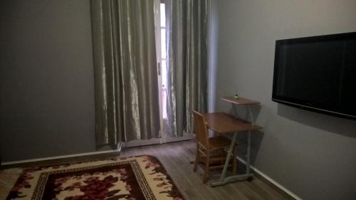 Aurora House | star room