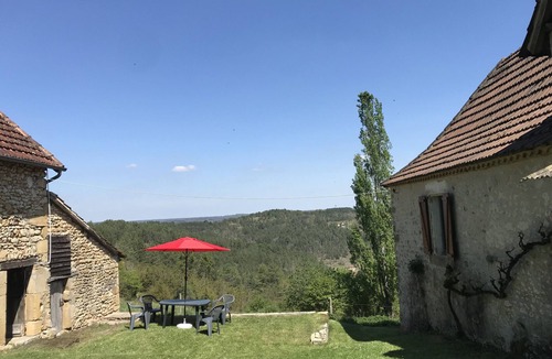 Fleurac Ski Chalet | Stone house for 5, in the countryside