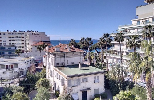Juan-les-Pins Apartment | Studio 426 Bord de mer Résidence Graziella