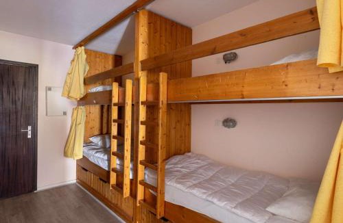 Eaux-Bonnes Apartment | Studio 6 pers. avec balcon et accès direct aux pistes à Eaux-Bonnes - FR-1-400-6