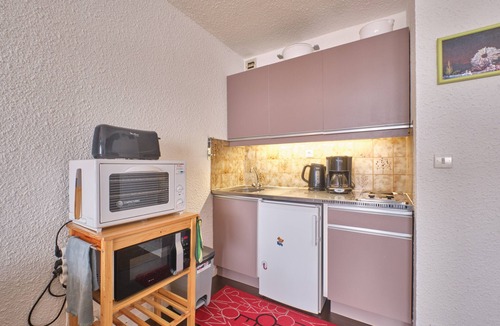 Correncon-en-Vercors Apartment | Studio Apartment 'Herboully' with Mountain View and Private Terrace