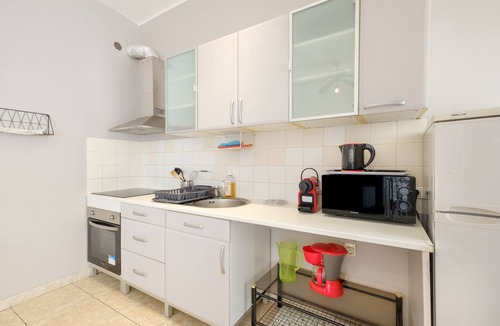 Gambetta Apartment | Studio Apartment 'Residence Les Palombes' with Wi-Fi and Air Conditioning