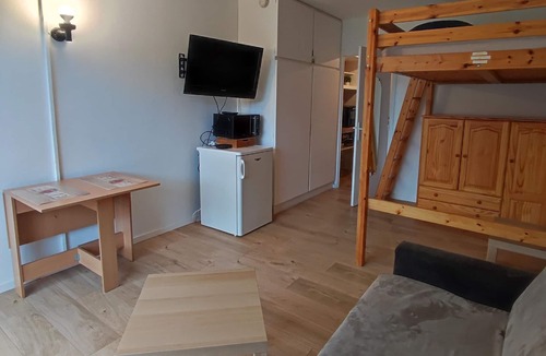Saint-Etienne-en-Devoluy Apartment | STUDIO AT THE FOOT OF THE SLOPES