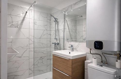 Saint-Aygulf Apartment | Studio avec piscine à 100 m de la plage