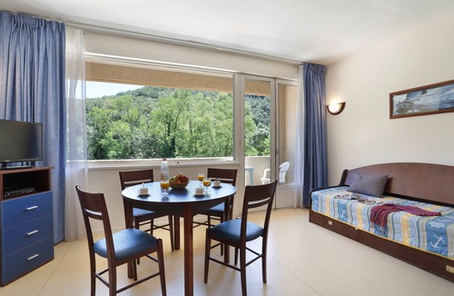 Vallon-Pont-d'Arc Apartment | Studio avec Terrasse ! Ia Vue sur l'Ardèche