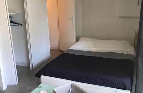 Toulon Apartment | Studio, bas de Villa.