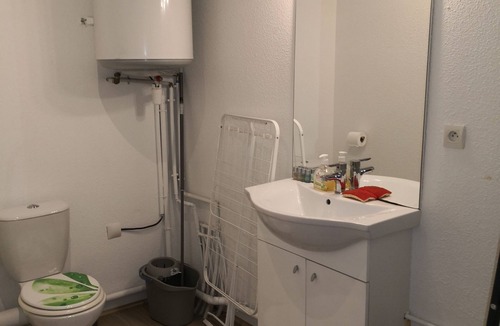 Secteur 2 Apartment | Studio below, Grenoble city center