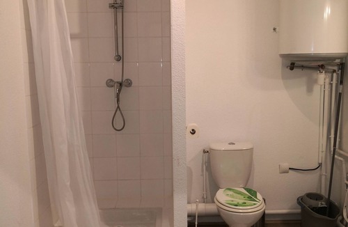 Secteur 2 Apartment | Studio below, Grenoble city center