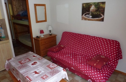Station de Drouzin le Mont Apartment | Studio Biot, studio flat, 3 persons