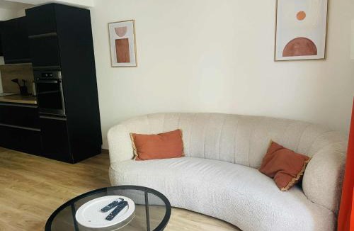 La Cote-Saint-Andre Apartment | Studio Bohème