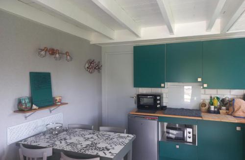 Concarneau Ski Chalet | Studio bois indépendant au calme