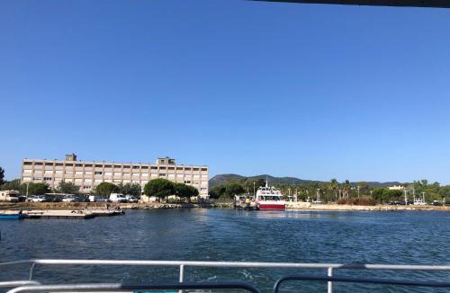 Les Sablettes Apartment | Studio Bord de Mer et VUE sur MER WIFI OFFERT