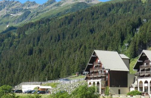 Le Pleynet Apartment | Studio cabine 4 pers, balcon, pied des pistes, ascenseur - FR-1-557A-1