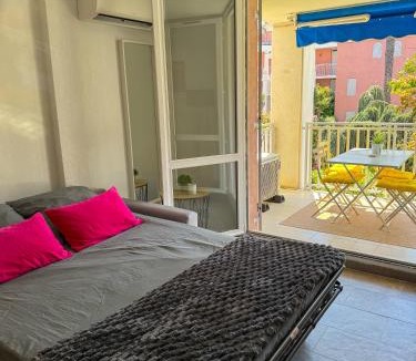 Cavaliere Beach Apartment | Studio Cabine Proche Plage de Cavalière