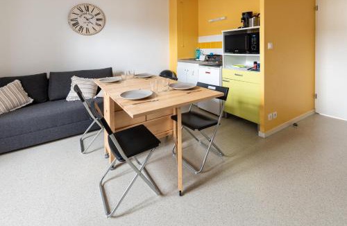 Cholet Apartment | Studio centre ville avec parking privé