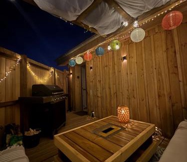 Cussac-Fort-Medoc Apartment | Studio chaleureux, massage, terrasse privé, barbecue et balneo