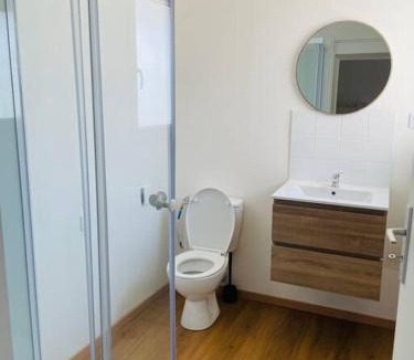 Castres Apartment | Studio Charles de Gaulle II l Rez-de-chaussée