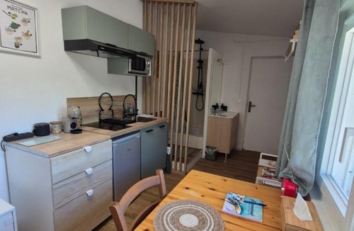Sanary-sur-Mer Apartment | Studio climatisé avec jardin proche plages