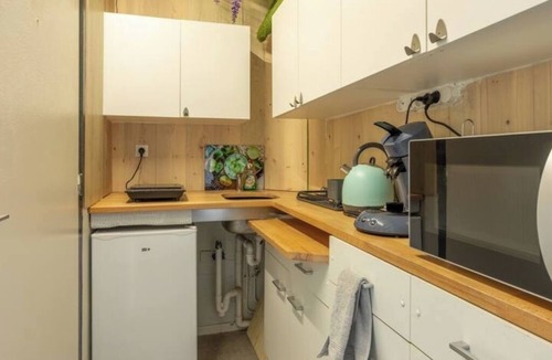Saint-Paul-les-Dax Apartment | 🏡 Studio Confort - 2 Double Beds, Parking - À Deux Pas des Thermes & Dax