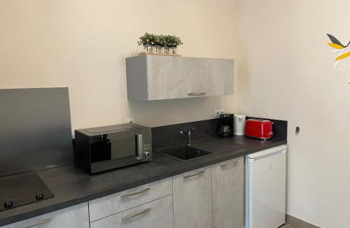 Quimperle Apartment | Studio cosy avec en option piscine accessible de avril à octobre
