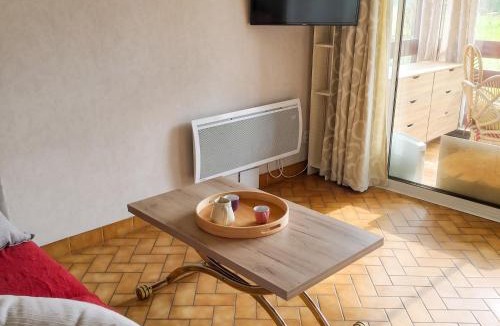 Barbotan-les-Thermes Apartment | Studio cosy avec terrasse et barbecue à Cazaubon - 28 m²
