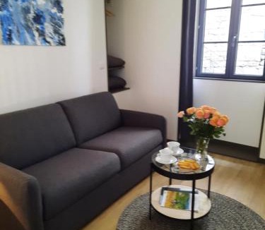 Gannat Apartment | Studio cosy et moderne