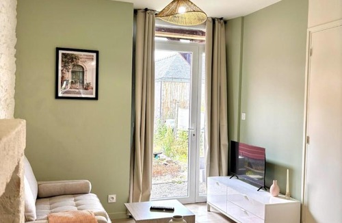 Laille Apartment | Studio cosy proche CELAR, DGA, Ker Lann, Bruz
