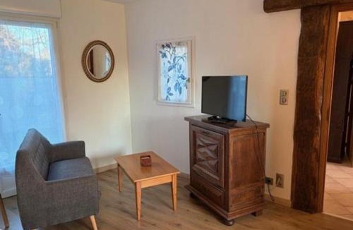 Brantome-en-Perigord Apartment | Studio cosy proche de Brantôme avec jardin partagé - FR-1-616-544