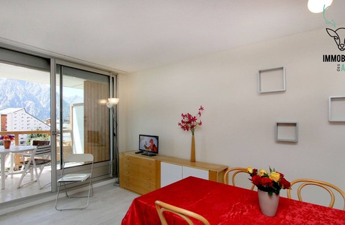 Mont-de-Lans Apartment | Studio Cote Brune center resort